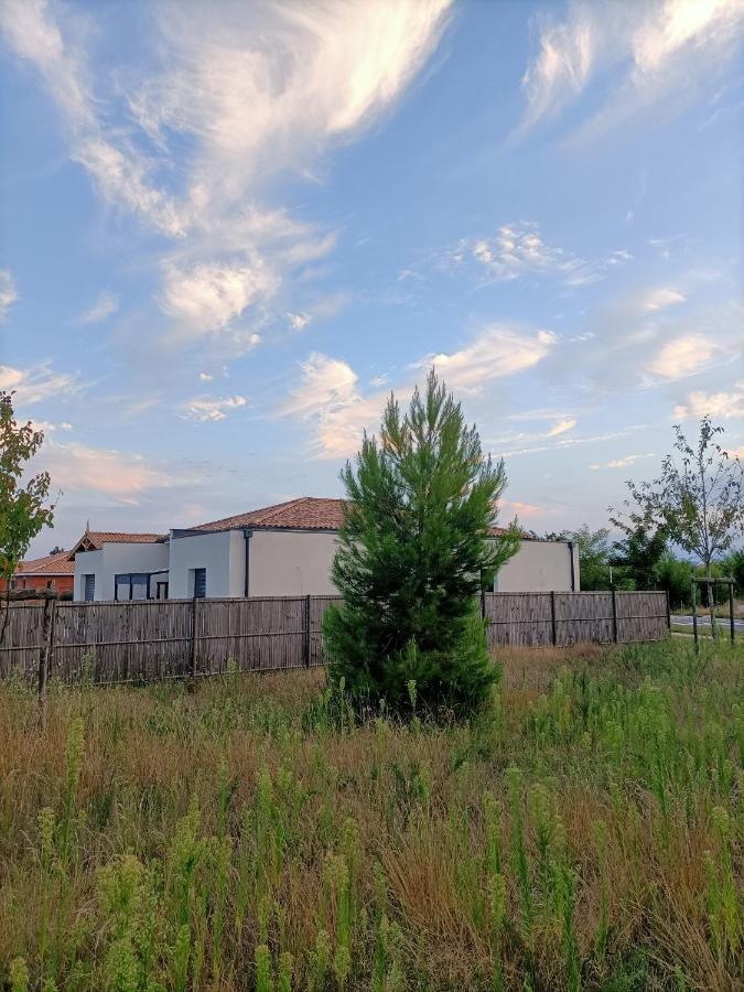 Suite Privative De 28M2 Climatisee, Proche Plage Et Commerces Audenge Exteriör bild